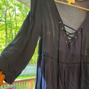 love S navy long sleeve laced up tunic